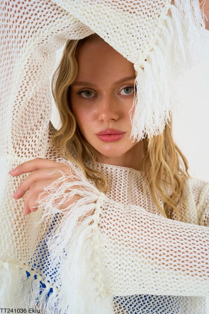 Gaiia Women'S Ecru Tasseled Net Blouse Trouser Set