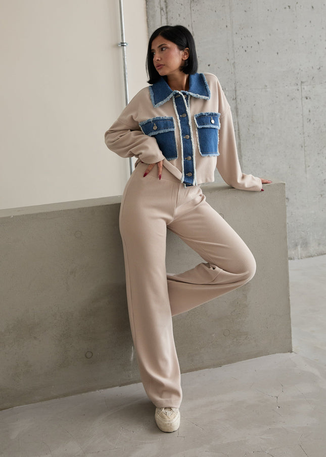 Wide Collar Knitted Sweatsuit