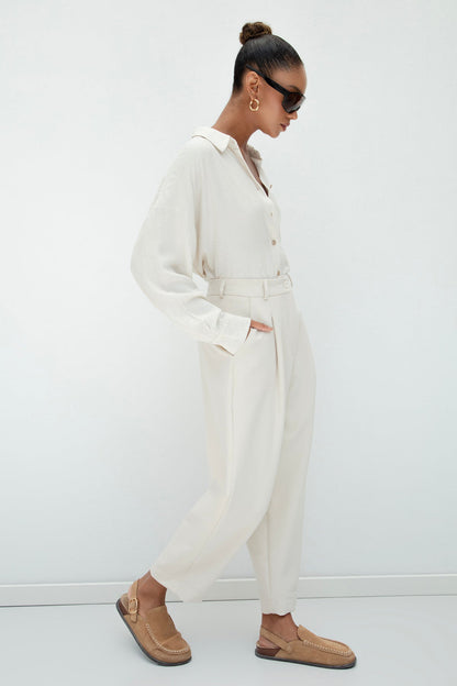 Gaiia Pleated Carrot Trousers