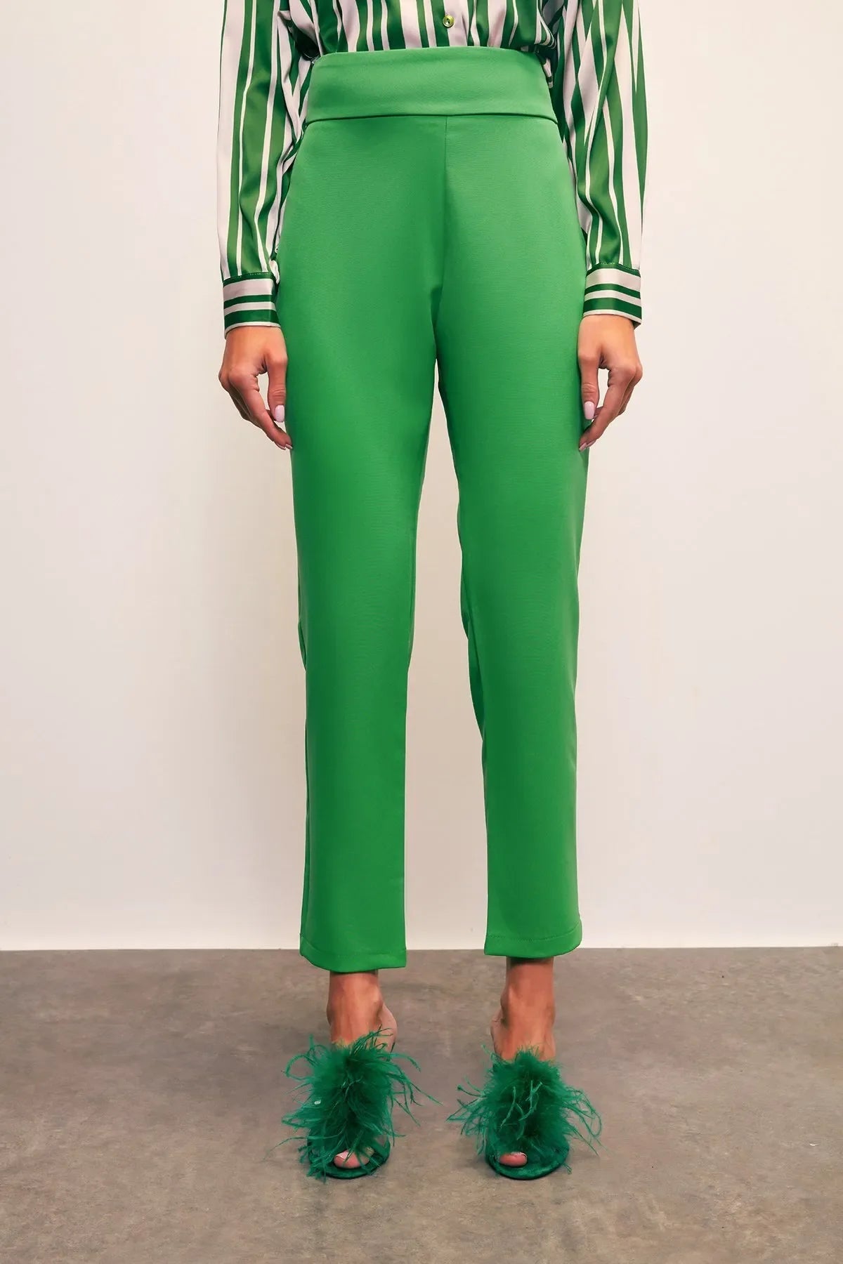 Gaiia Solid Color Trouser With Side Zip