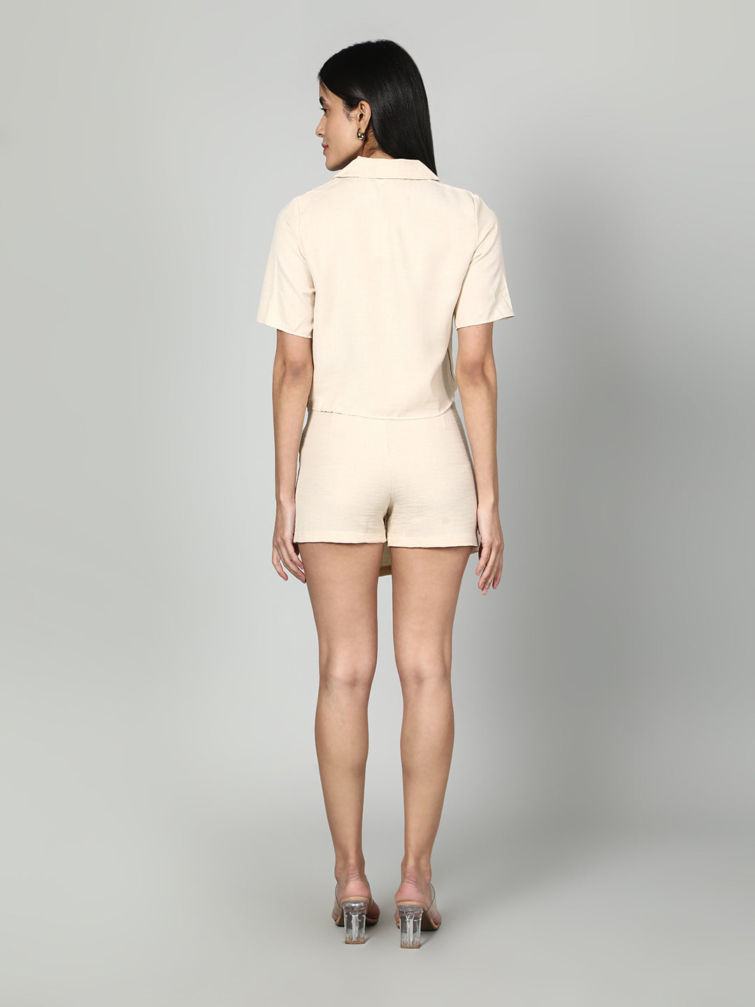 Gaiia Half Crochet Shirt With Skorts - Beige