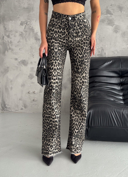 Gaiia Leopard Print Denim Jeans