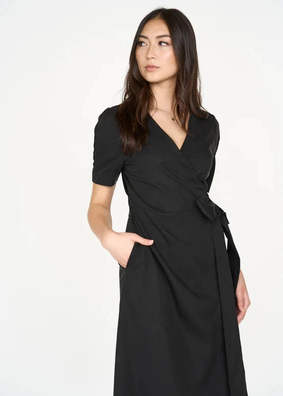 Black Solid Color Off Shoulder Dress