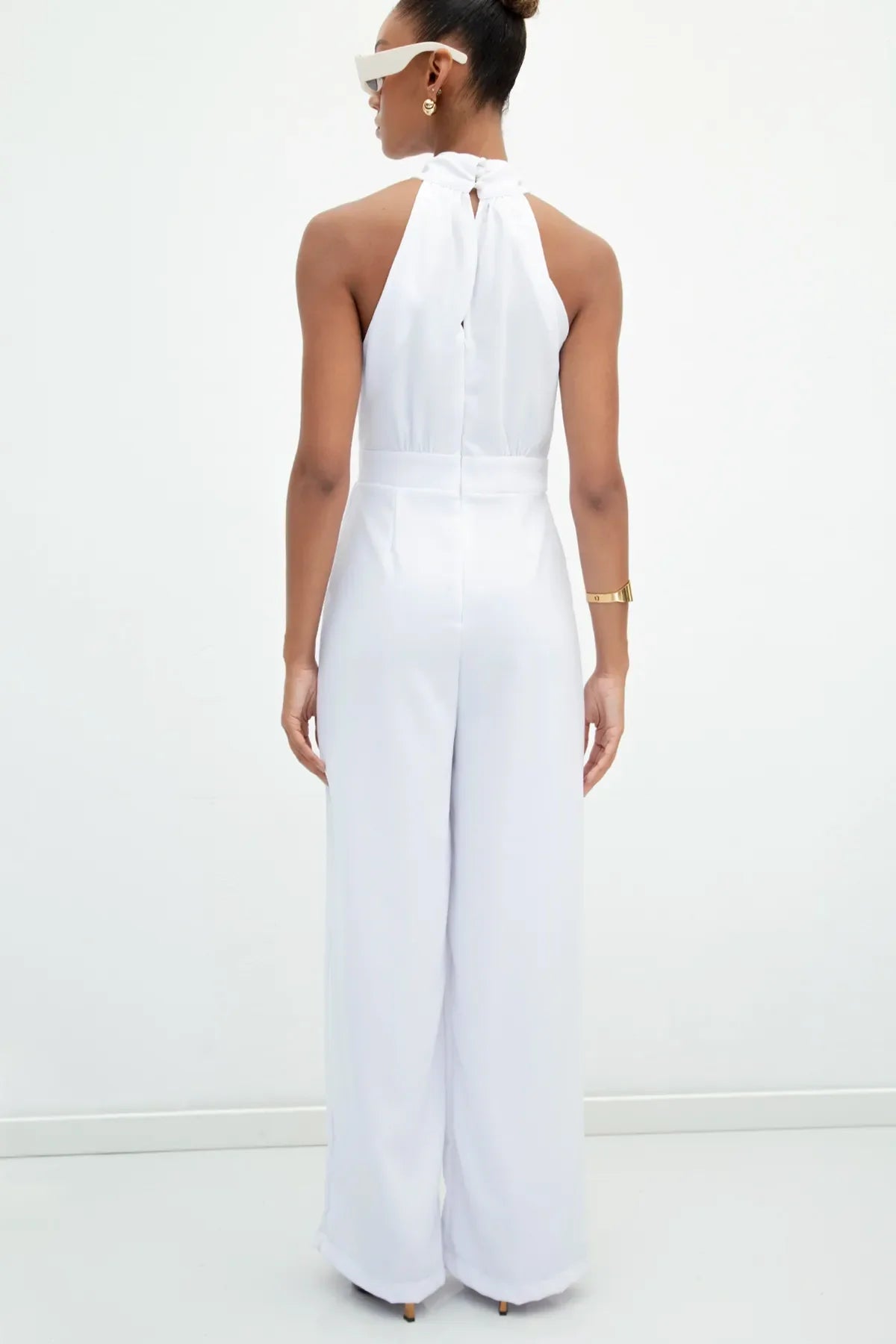 Gaiia Halter Neck Sleeveless Solid Color Jumpsuit - White