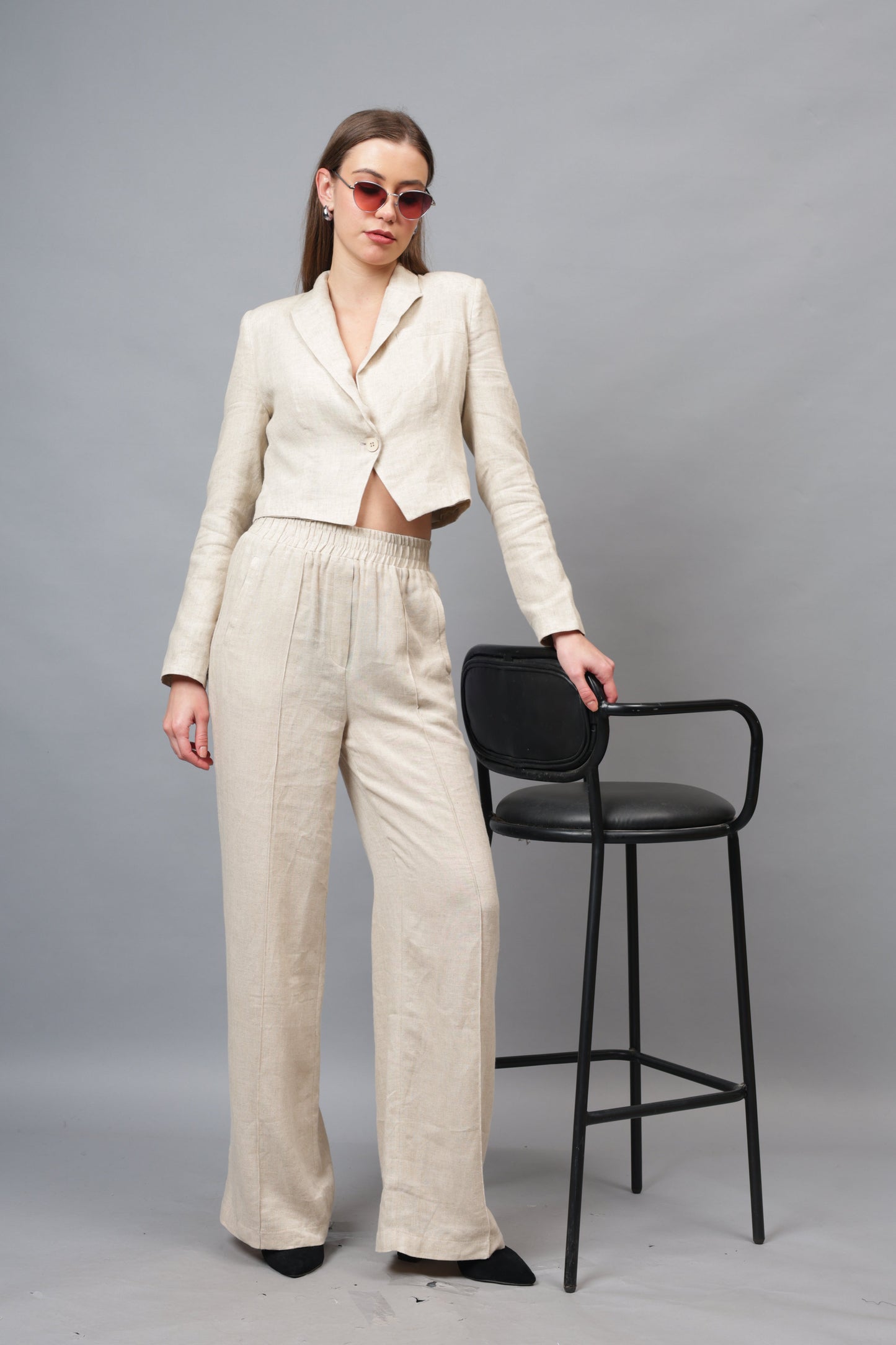 Gaiia Cropped Solid Color Blazer - Beige