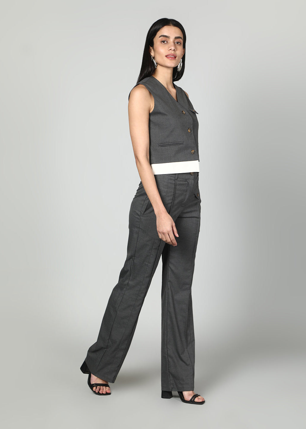 Gaiia Grey Waistcoat And Trousers Set - Grey