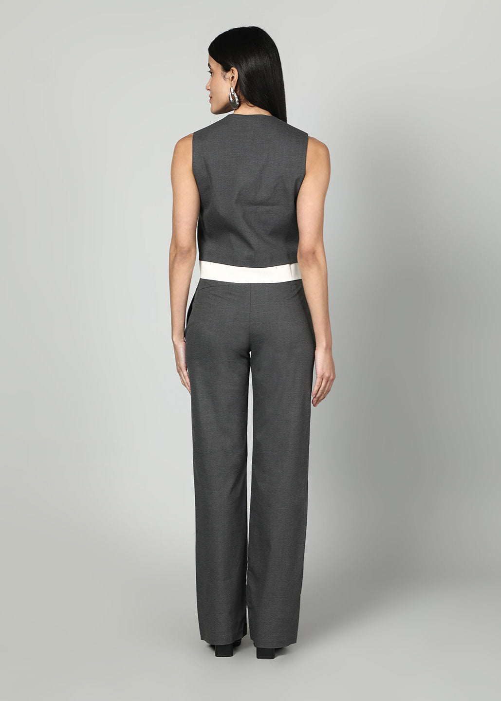 Gaiia Grey Waistcoat And Trousers Set - Grey