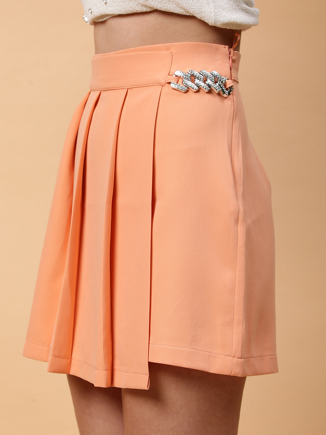 Gaiia Pleated Skirt With Chain