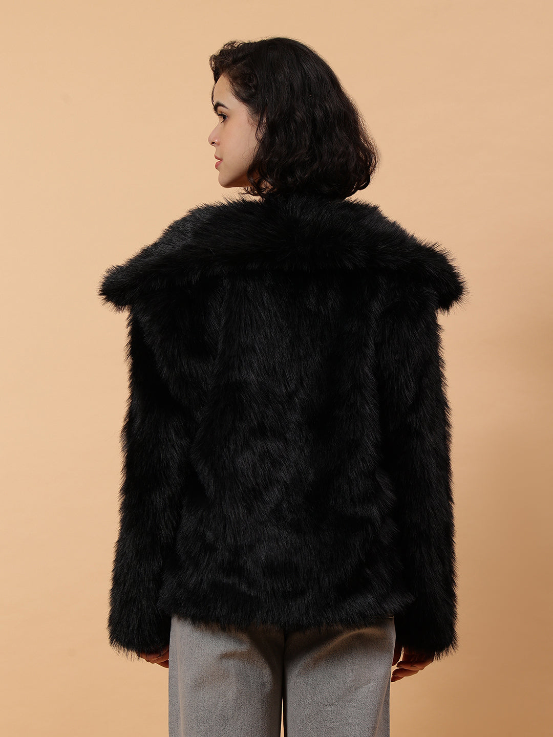 Gaiia Cosy Faux Fur Jacket
