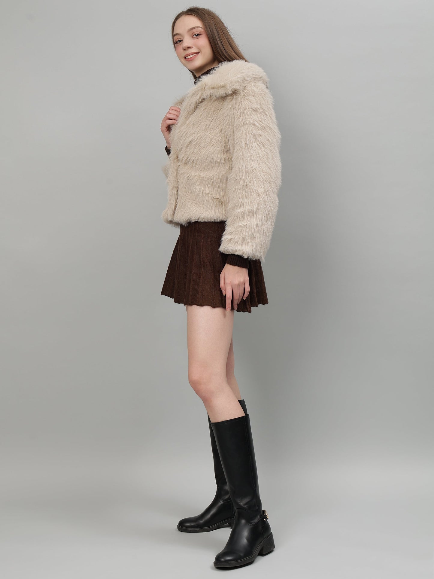 Gaiia Cosy Fur Cropped Jacket