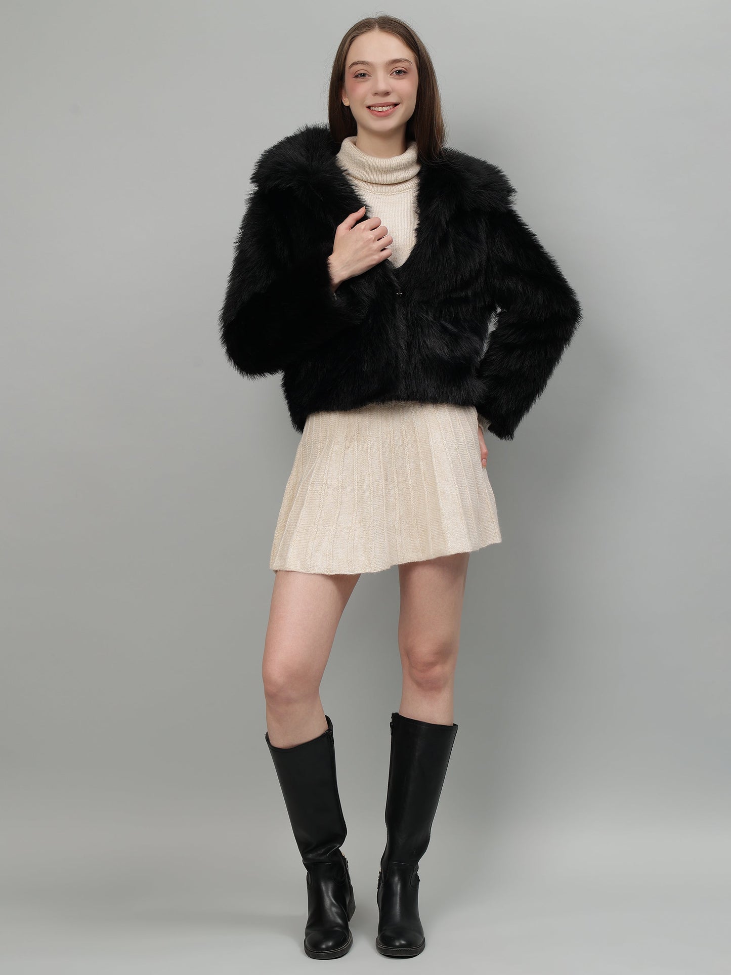 Gaiia Cosy Fur Cropped Jacket