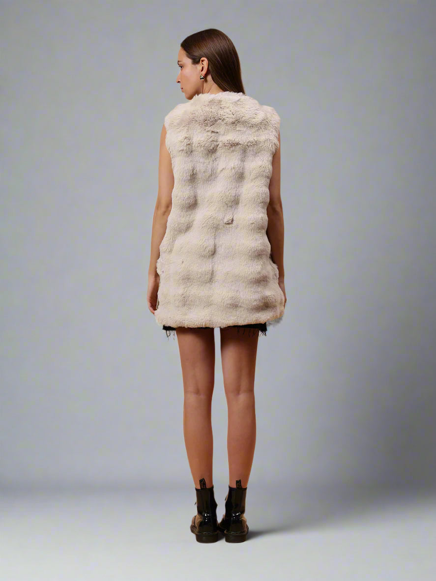 Gaiia Sleeveless Soft Fluffy Faux Fur Jacket