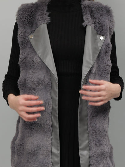 Gaiia Sleeveless Faux Fur Jacket With Leather Lapel