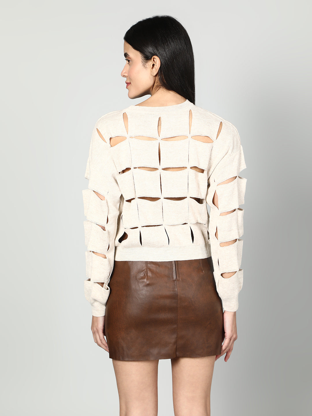 Gaiia Solid Colour Long Sleeves Pullover With Cutout