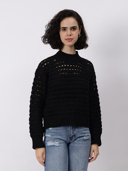 Gaiia Women Solid Regular Fit Cutwork Pullover