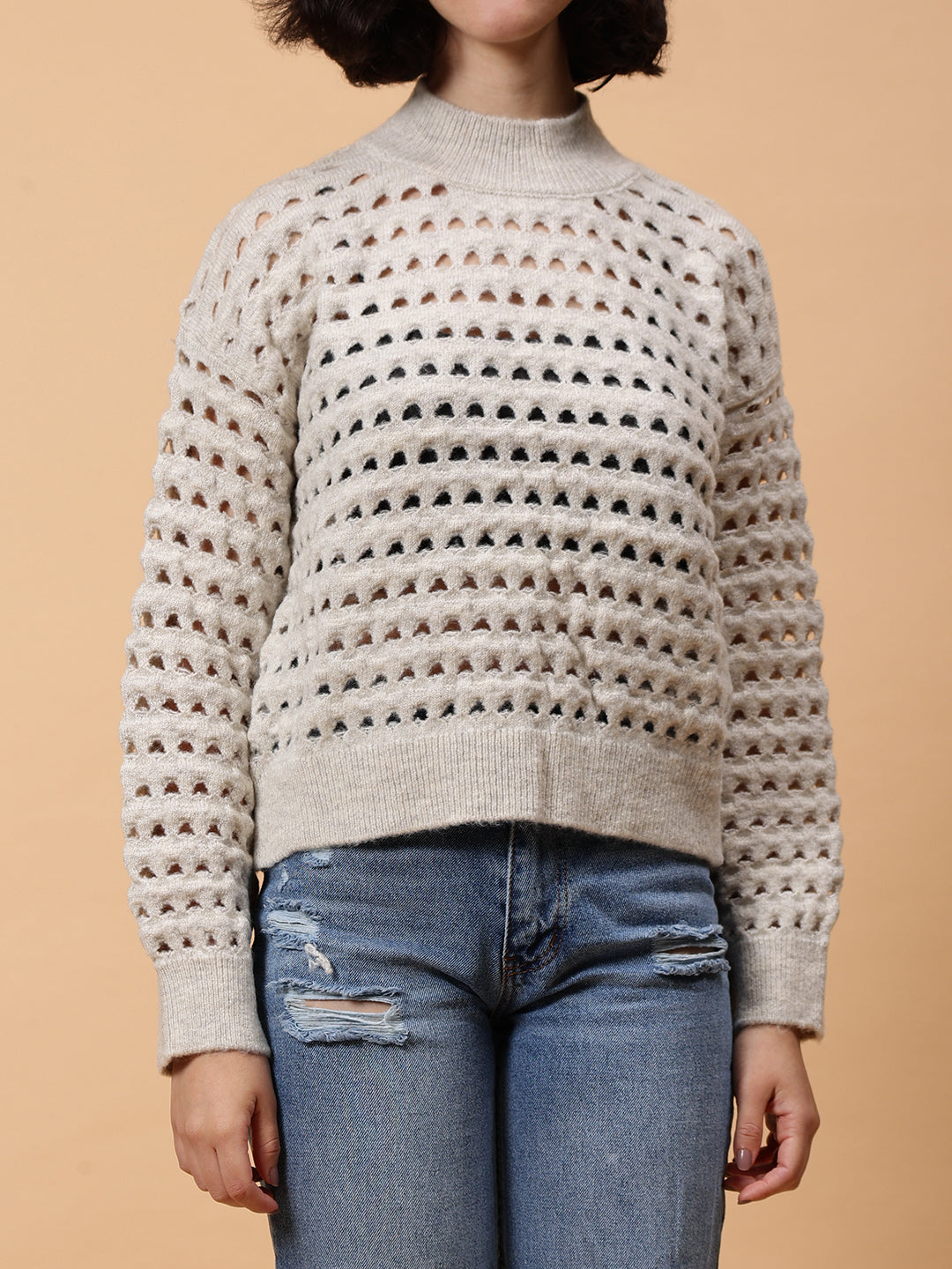 Gaiia Women Solid Regular Fit Cutwork Pullover