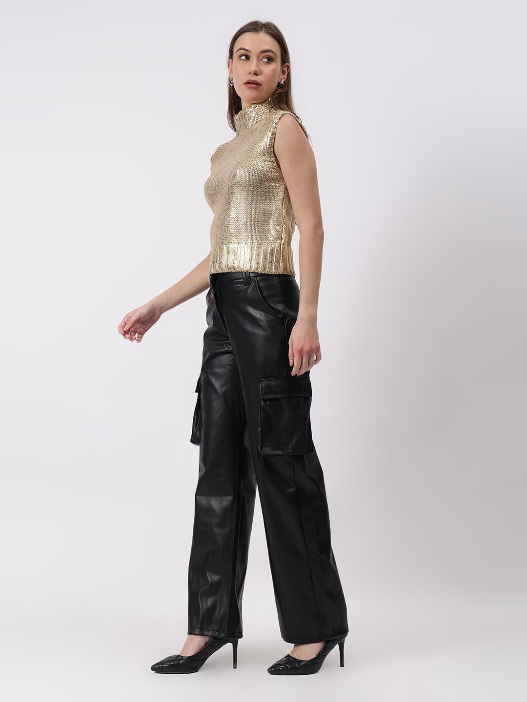 Gaiia Sleeveless Mettalic Winter Top