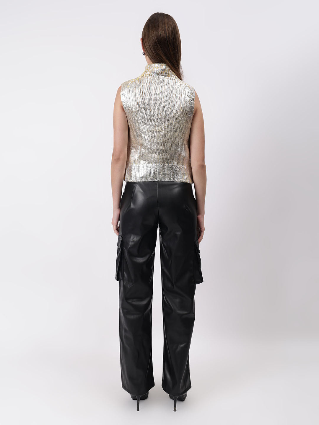 Gaiia Sleeveless Mettalic Winter Top