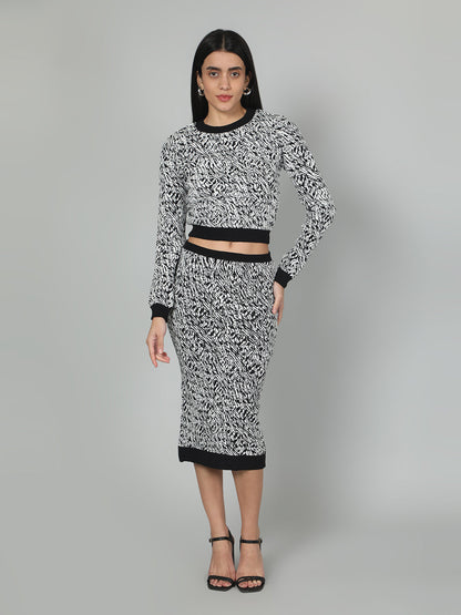 Gaiia Two Color Self Print Skirt Co-Ord Set - Green