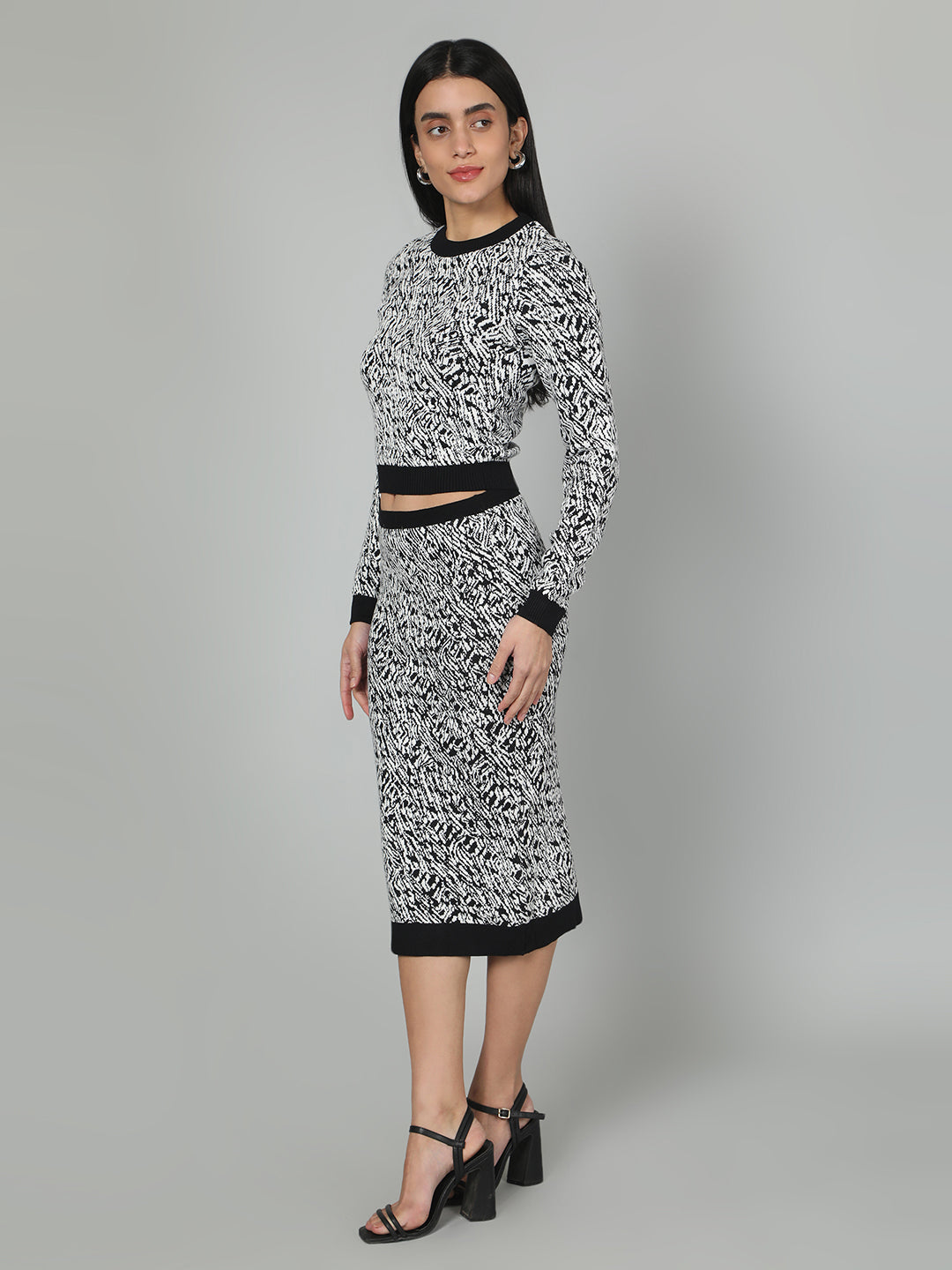 Gaiia Two Color Self Print Skirt Co-Ord Set - Green