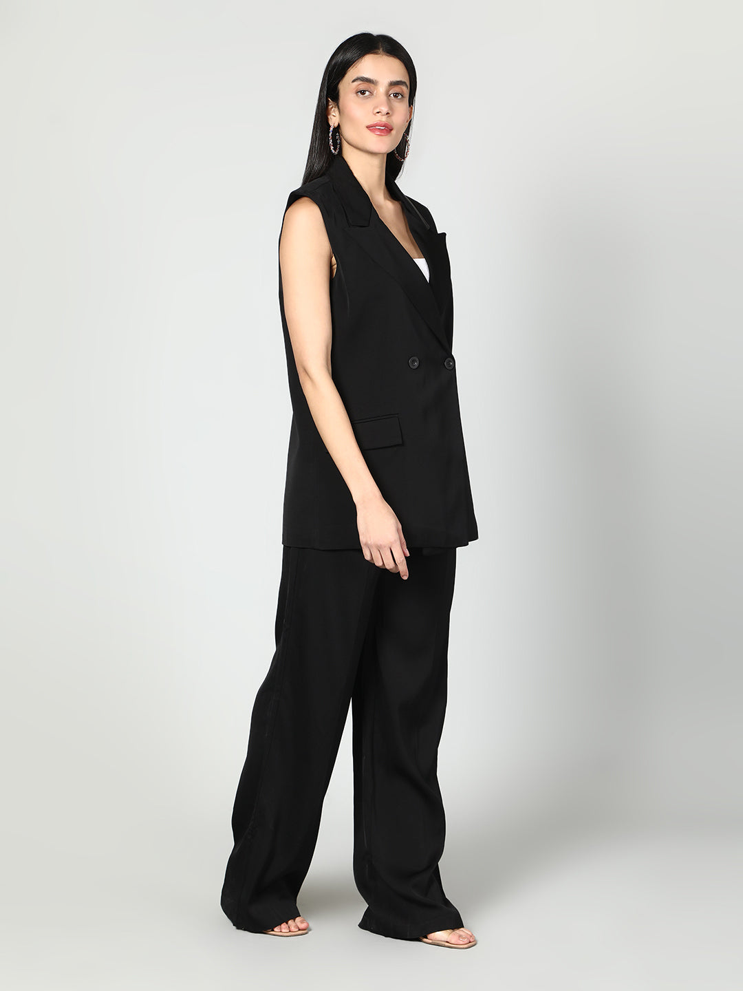 Gaiia Sleevless Blazer And Trouser Set