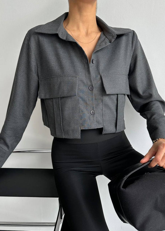 Cropped Black Shirt With Two Pockets