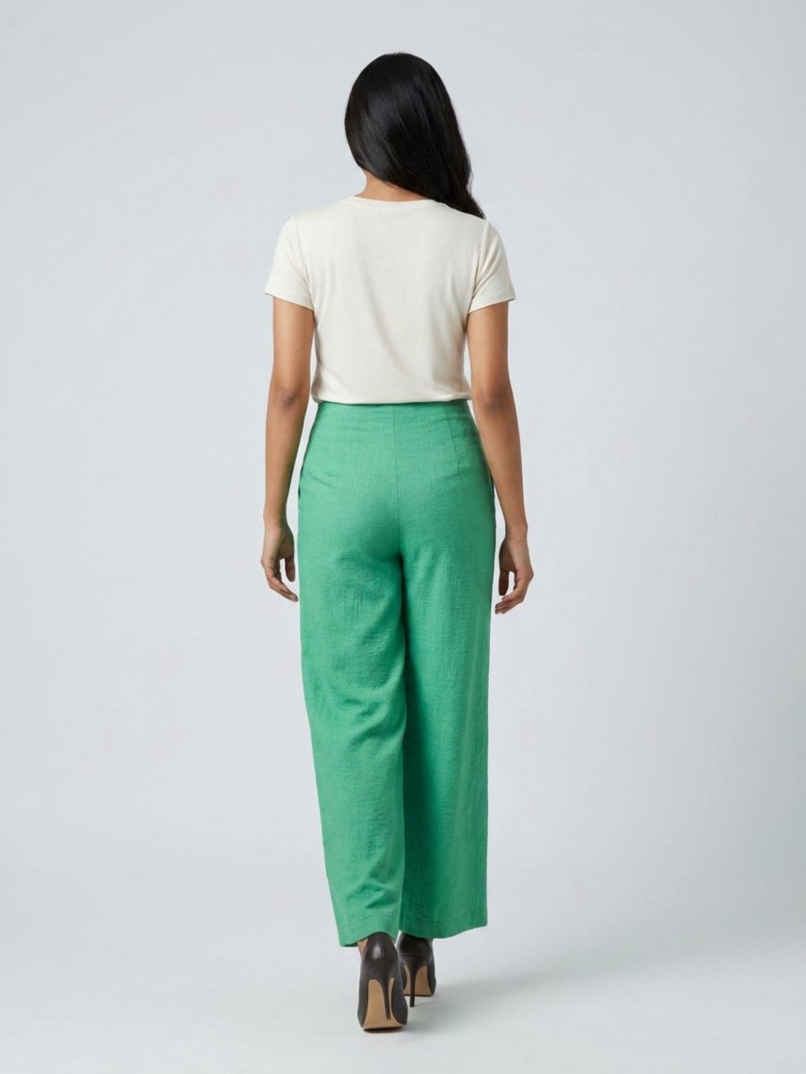 Women Black Solid Linen Blend Trouser - GAIIA