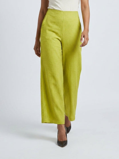 Women Black Solid Linen Blend Trouser - GAIIA