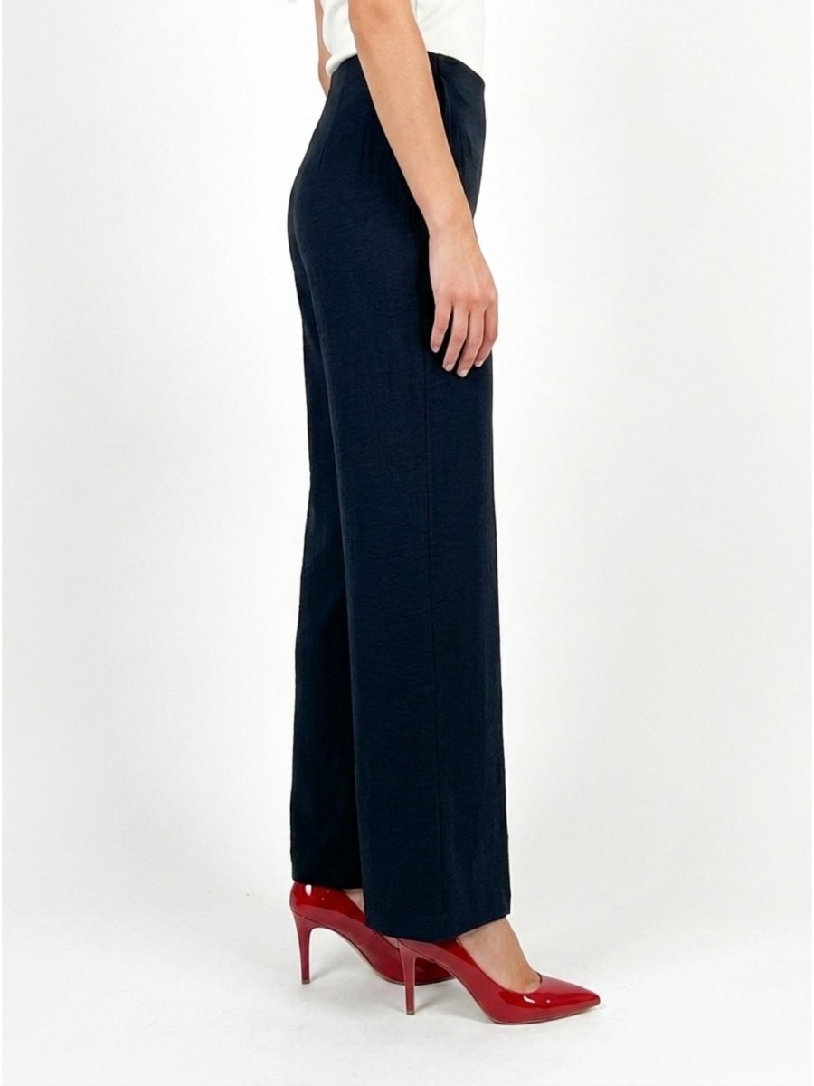 Women Black Solid Linen Blend Trouser - GAIIA