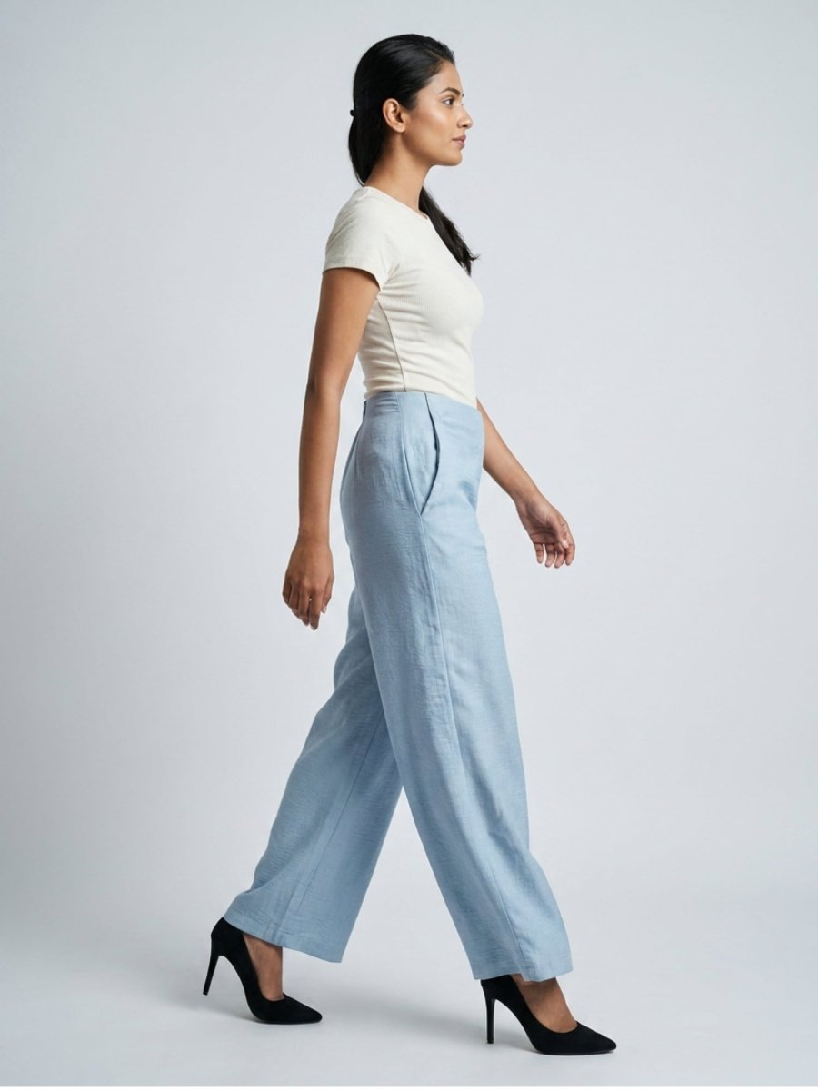 Women Black Solid Linen Blend Trouser - GAIIA
