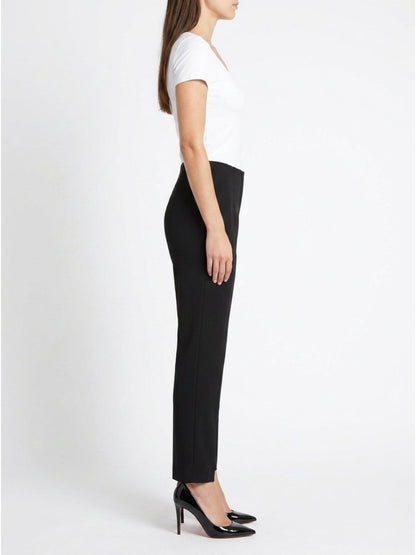 Women Solid Linen Blend Regular Fit Trouser - GAIIA