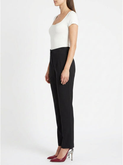 Women Solid Linen Blend Regular Fit Trouser - GAIIA