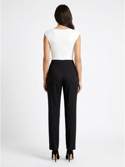 Women Solid Linen Blend Regular Fit Trouser - GAIIA