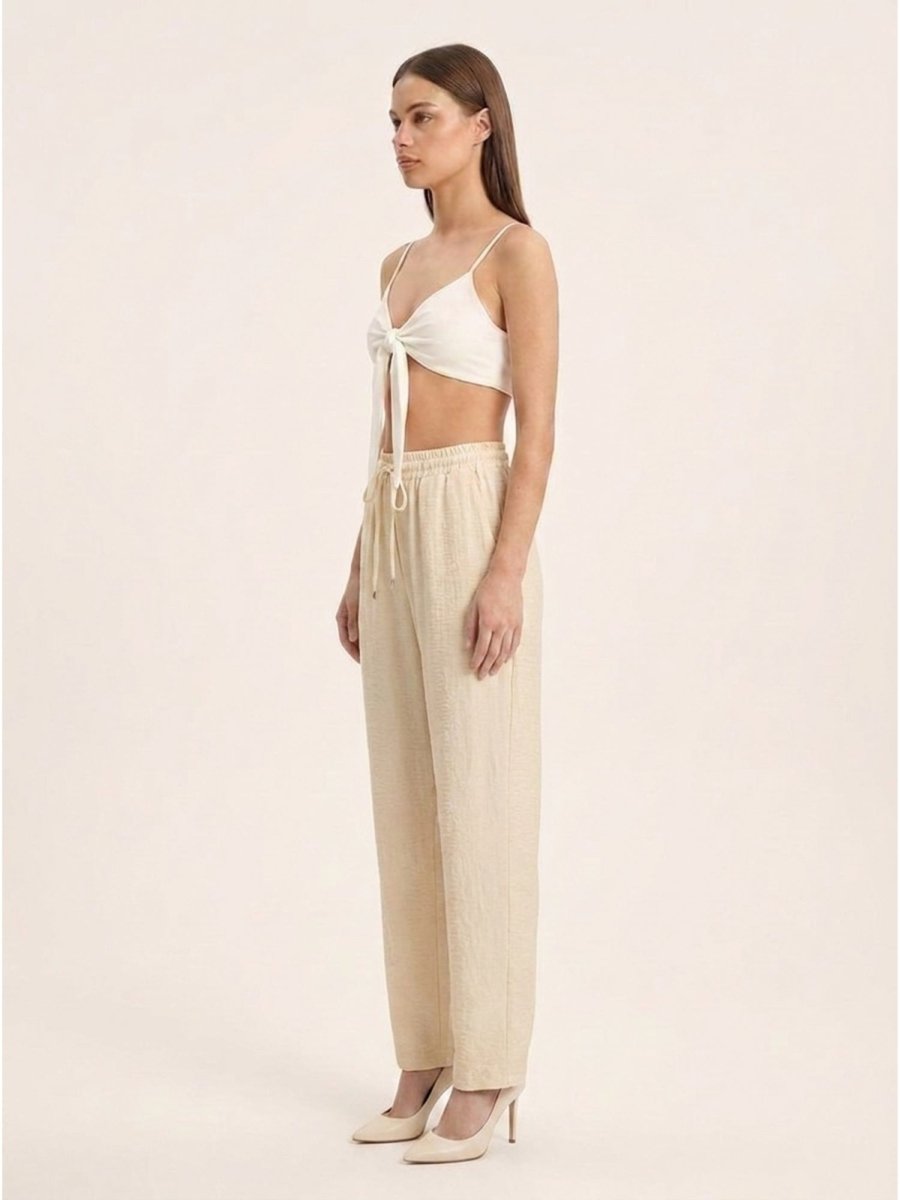 Women Solid Linen Blend Regular Fit Trouser - GAIIA