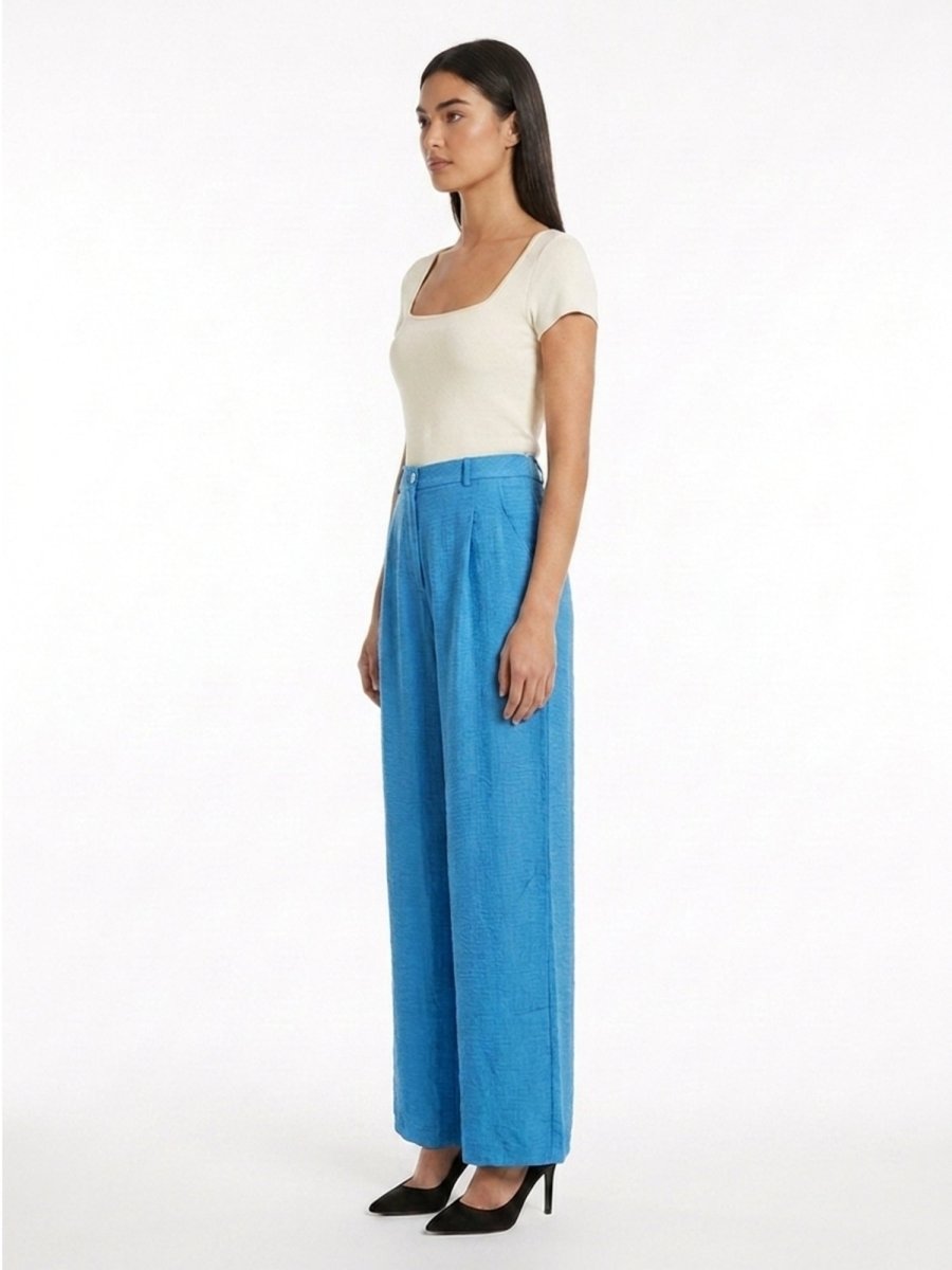 Women Solid Linen Blend Straight Fit Trouser - GAIIA