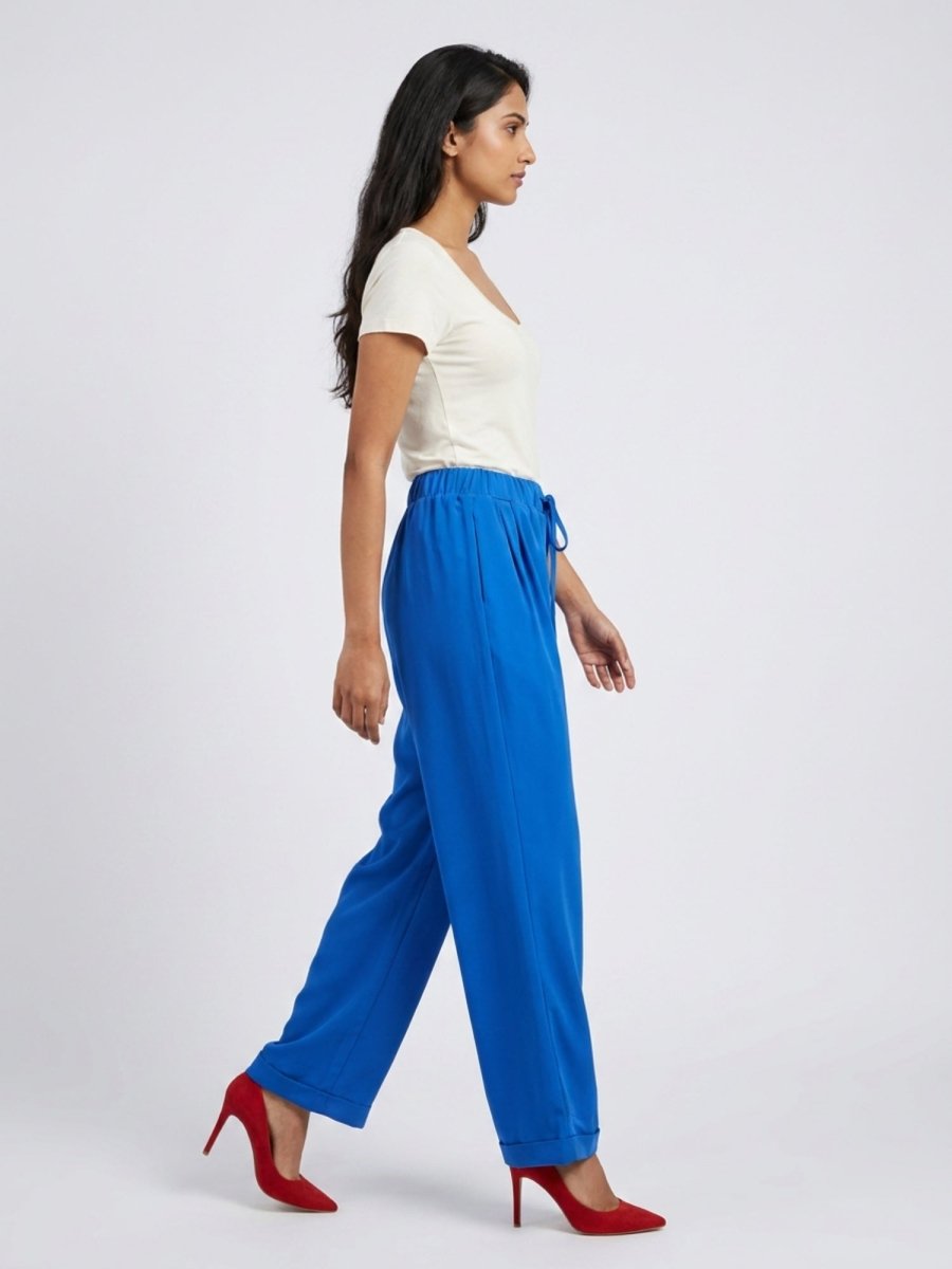 Women Solid Rayon Blend Regular Fit Trouser - GAIIA